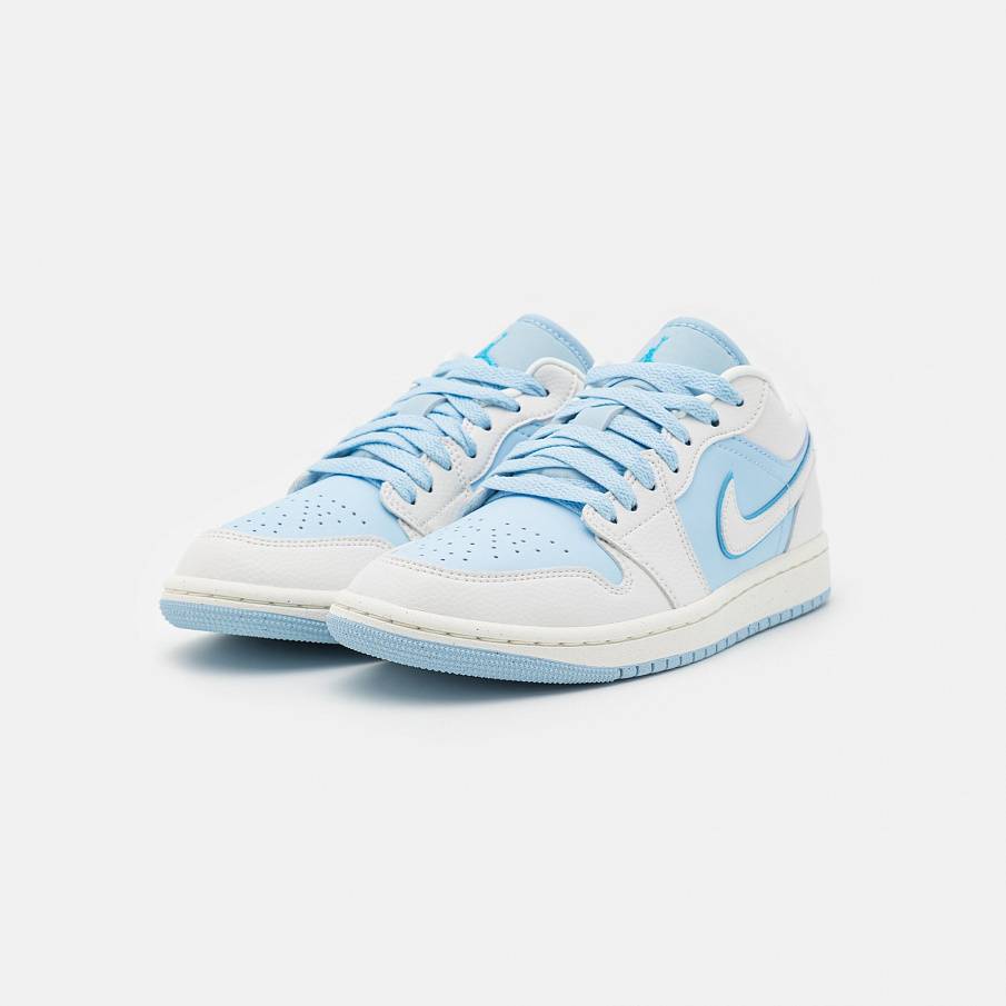 Фото № 3 с приближением к товару «‎Jordan Wmns Air »
