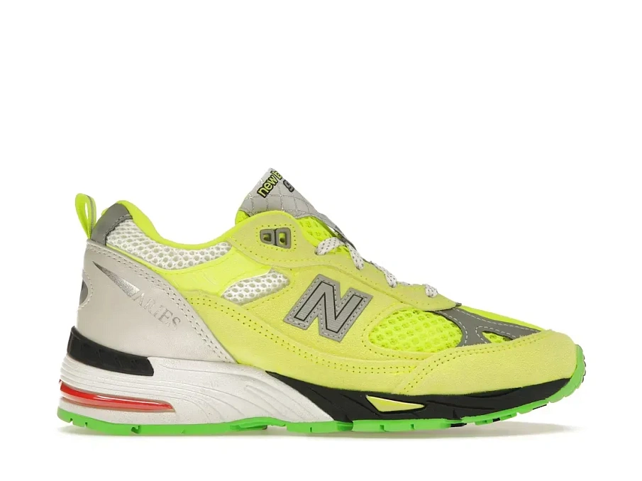 Фото № 1 с приближением к товару «‎New Balance 991 MiUK»