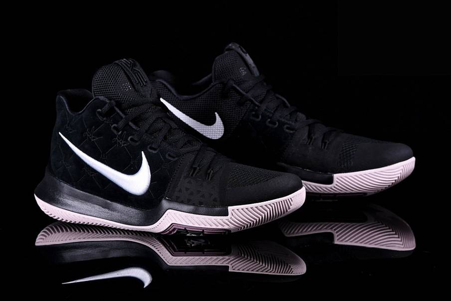 Фото № 2 с приближением к товару «‎Nike Kyrie 3 »