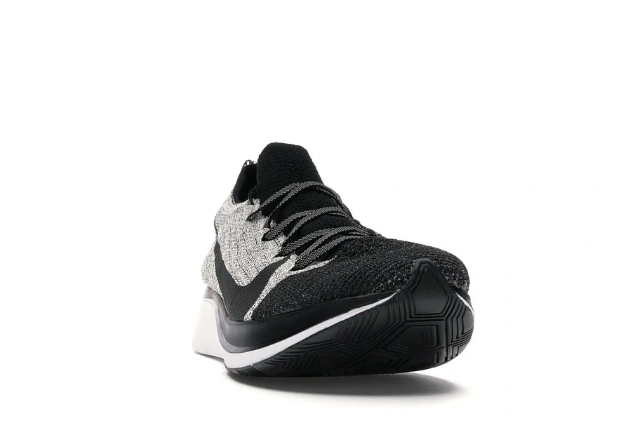 Фото № 2 с приближением к товару «‎Nike Zoom Fly Flyknit Black White»