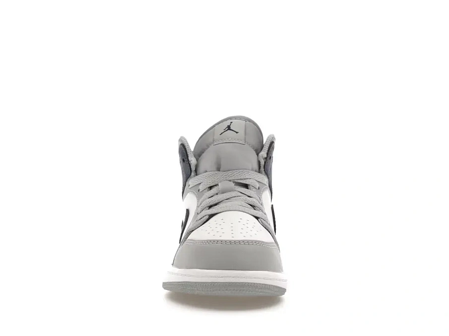 Фото № 2 с приближением к товару «‎Jordan 1 Mid»
