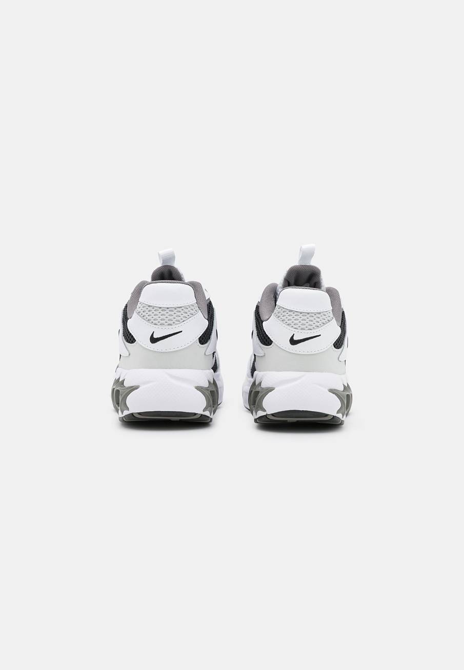 Фото № 4 с приближением к товару «‎Nike Zoom Air Fire »