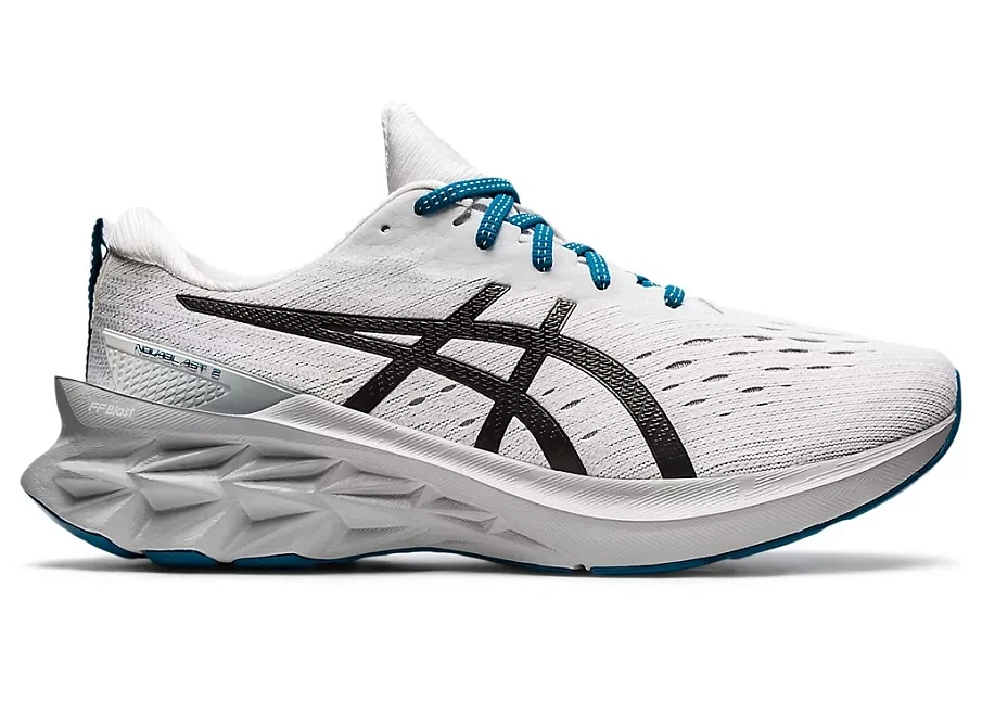 Фото № 1 с приближением к товару «‎ASICS Novablast 2 White Black Blue»
