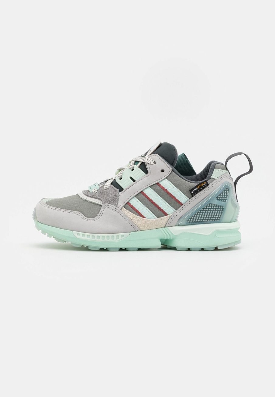 Фото № 1 с приближением к товару «‎Adidas Zx 9000 »