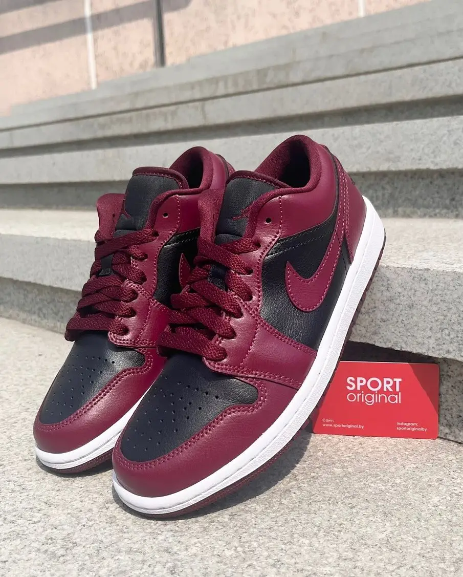 Фото № 4 с приближением к товару «‎Air Jordan 1 Low (DC0774-006)»