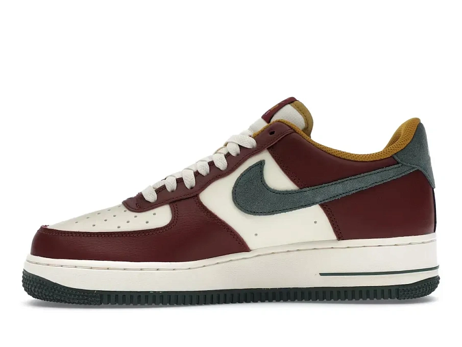 Фото № 3 с приближением к товару «‎Nike Air Force 1 Low '07 LV8»