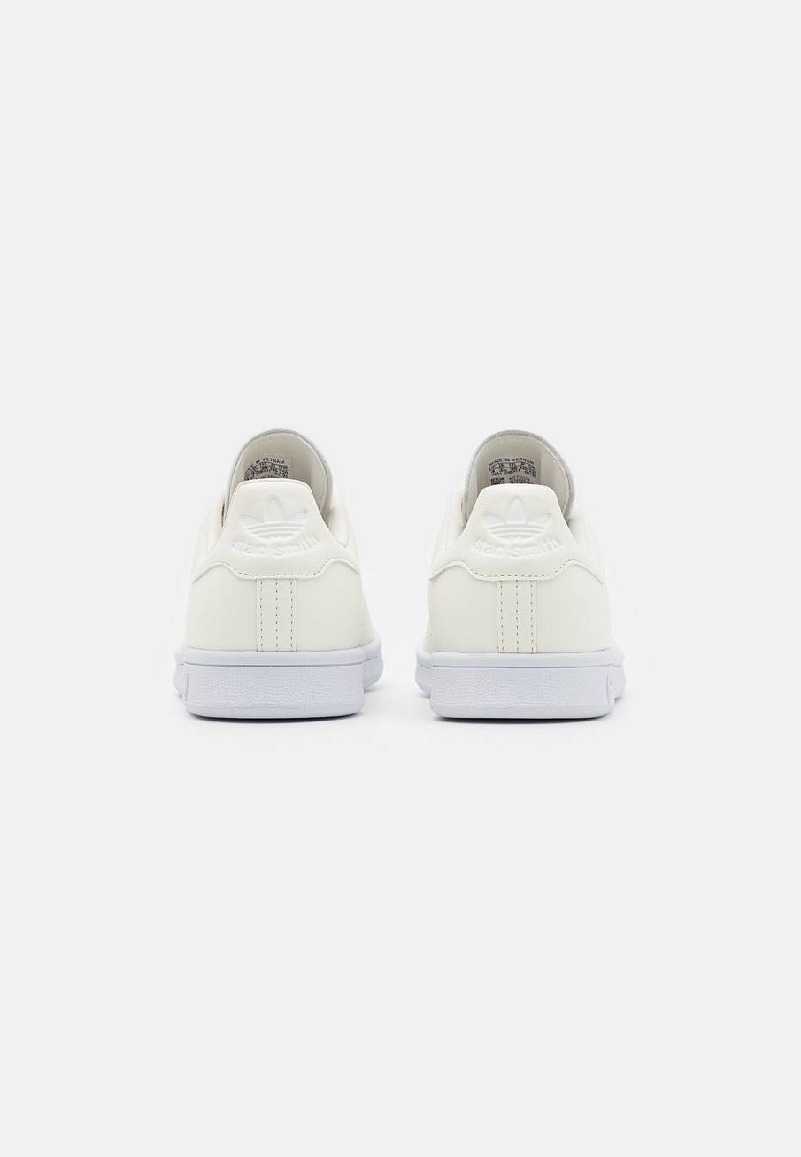 Фото № 3 с приближением к товару «‎Adidas Stan Smith Shoes »