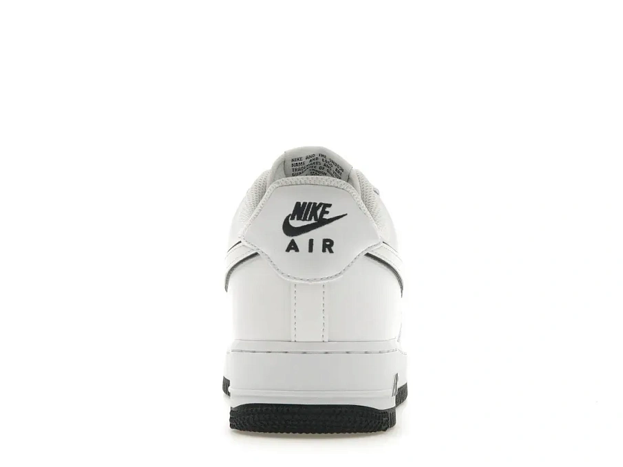 Фото № 4 с приближением к товару «‎Nike Air Force 1 '07 Low White Black Outline Swoosh»