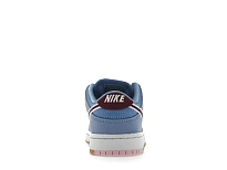 Фото № 4 с приближением к товару «‎Nike SB Dunk Low»