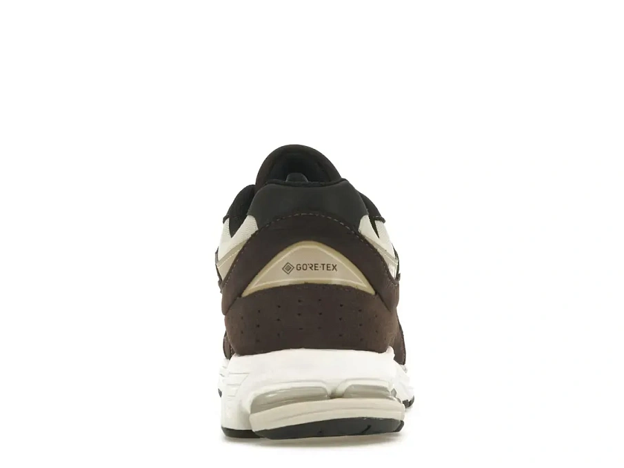 Фото № 4 с приближением к товару «‎New Balance 2002R»