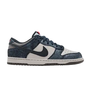 Nike Dunk Low NYC CBGB