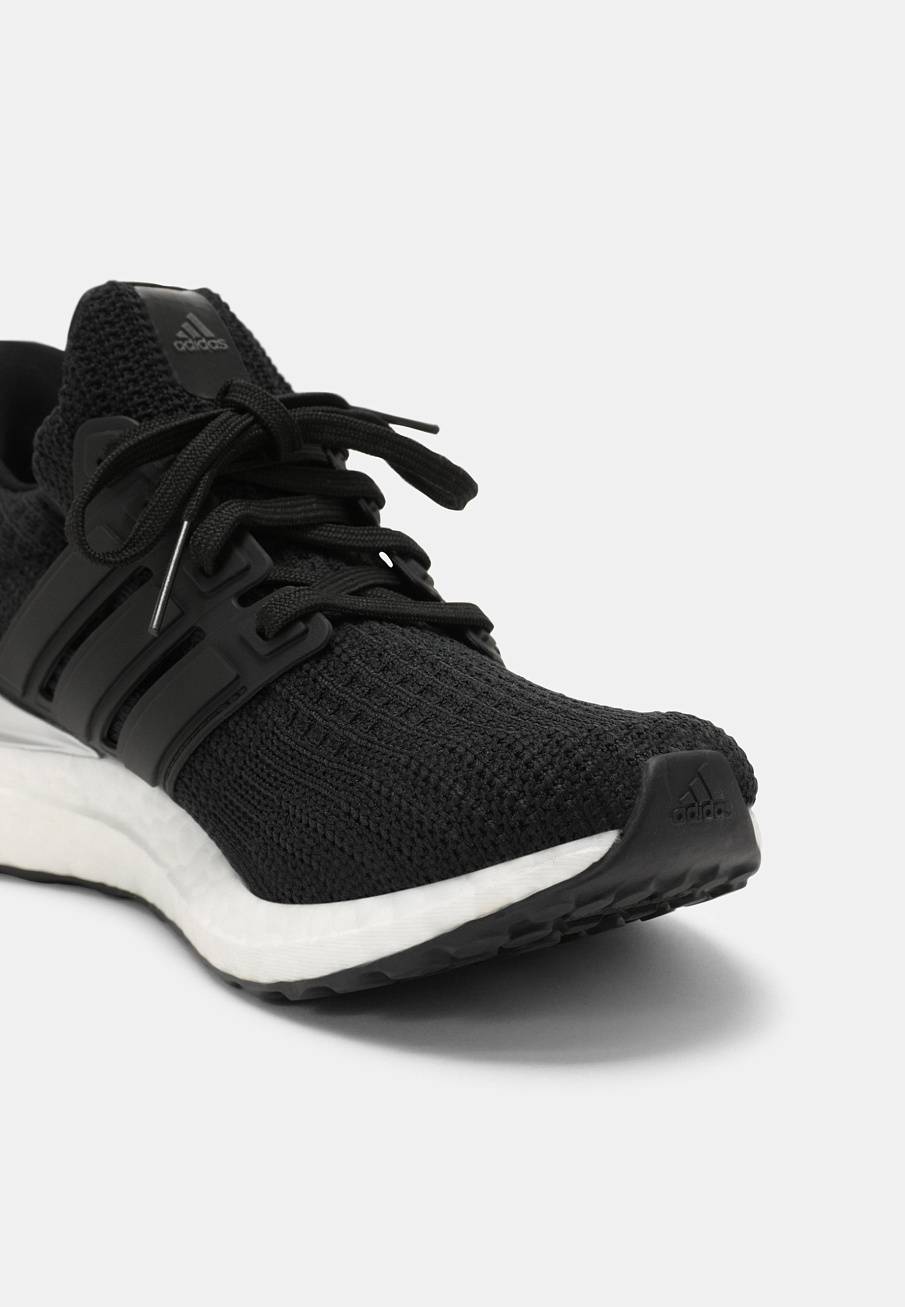 Фото № 5 с приближением к товару «‎Adidas Ultraboost 4.0 Dna »