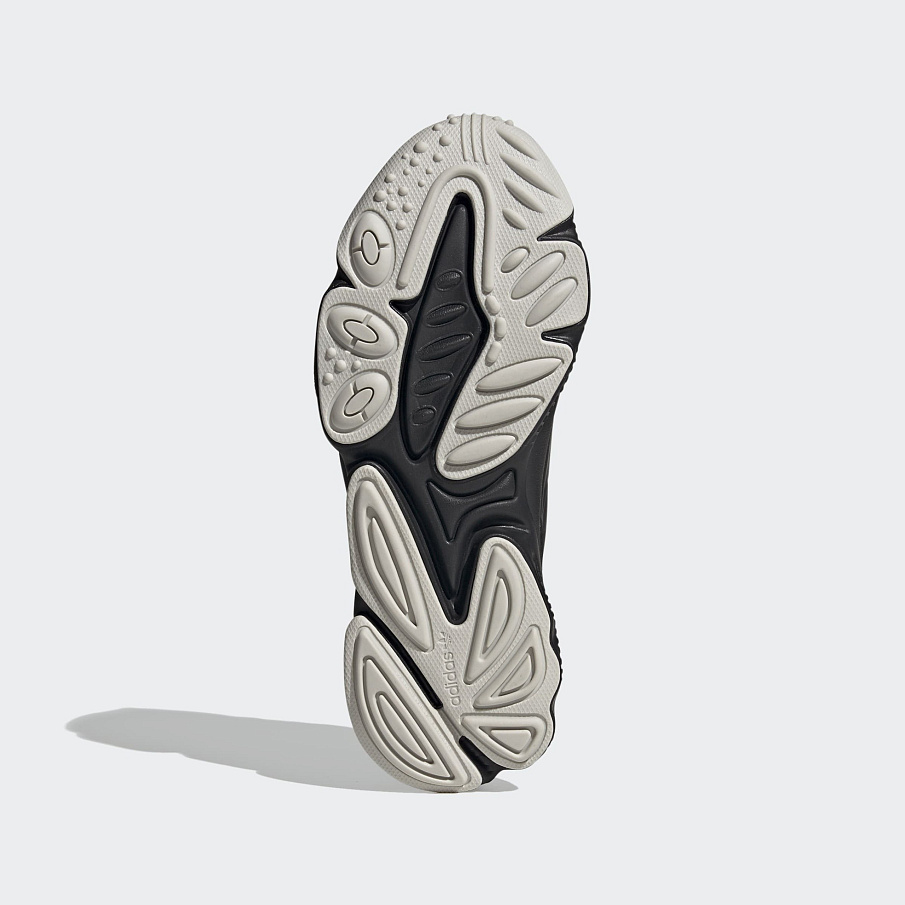 Фото № 5 с приближением к товару «‎Adidas Ozweego Helmet Closed Shoes »