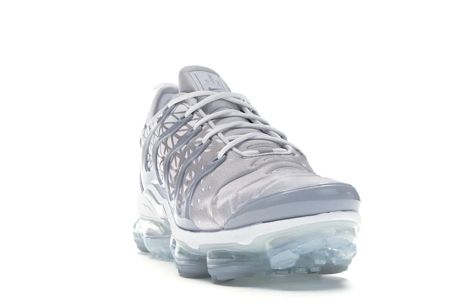 Фото № 3 с приближением к товару «‎Nike Air VaporMax Plus Silver White»