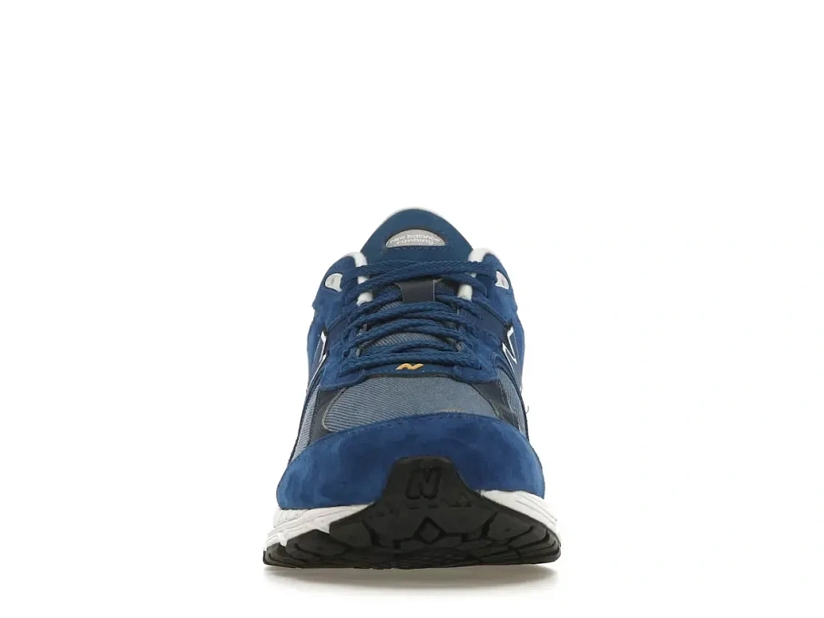 Фото № 2 с приближением к товару «‎New Balance 2002R»