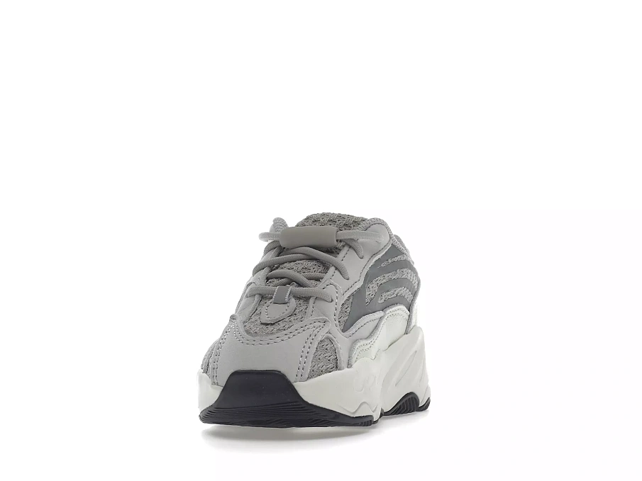 Фото № 6 с приближением к товару «‎adidas Yeezy Boost 700 V2 Static (Infants)»