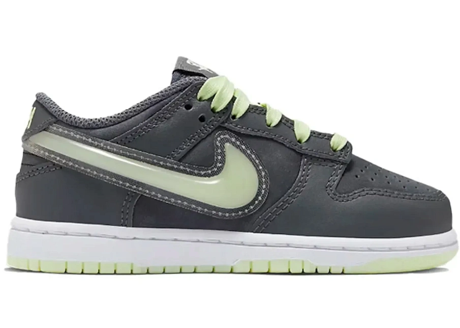 Фото № 1 с приближением к товару «‎Nike Dunk Low»