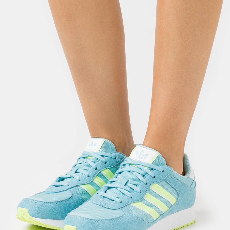 Фото № 2 с приближением к товару «‎Adidas Special 21 »