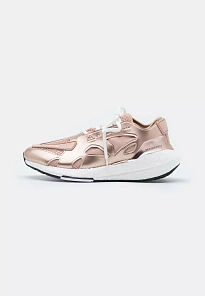 Фото № 1 с приближением к товару «‎ASMC ULTRABOOST 22»