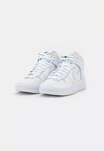 Фото № 3 с приближением к товару «‎WMNS DUNK HIGH UP»