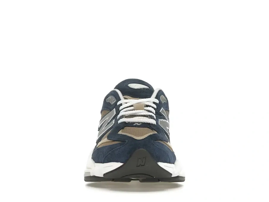 Фото № 2 с приближением к товару «‎New Balance 9060»