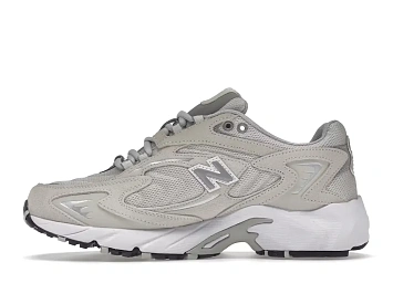 New Balance 725 - 3
