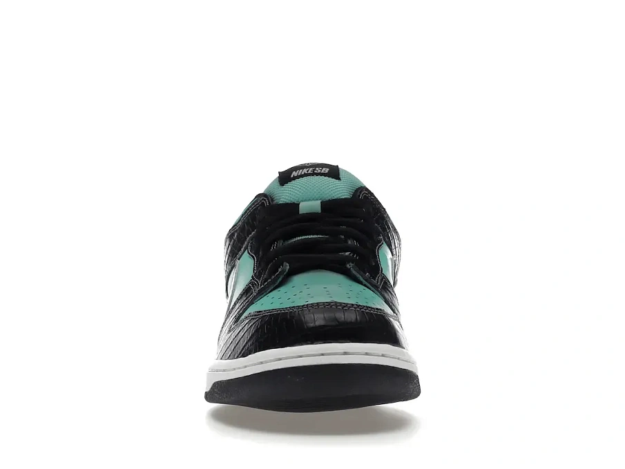 Фото № 2 с приближением к товару «‎Nike SB Dunk Low Diamond Supply Co.»