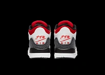 Фото № 1 с приближением к товару «‎Jordan 3 Retro SE-T JP Fire Red Denim »