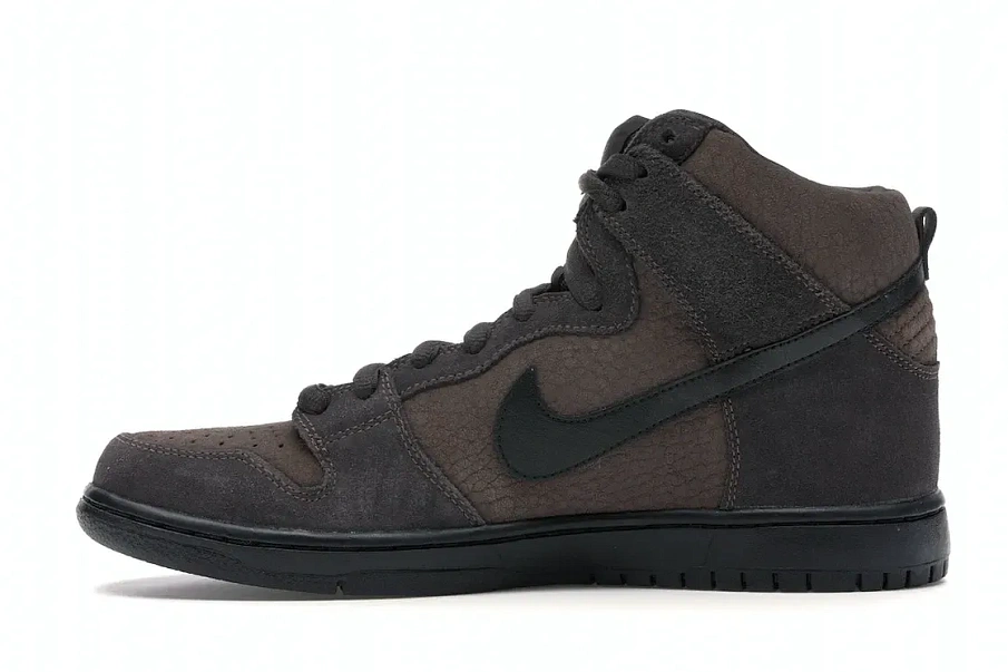 Фото № 3 с приближением к товару «‎Nike SB Dunk High Dark Oak Black Tar»