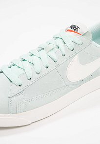 Фото № 3 с приближением к товару «‎Nike Blazer SD »