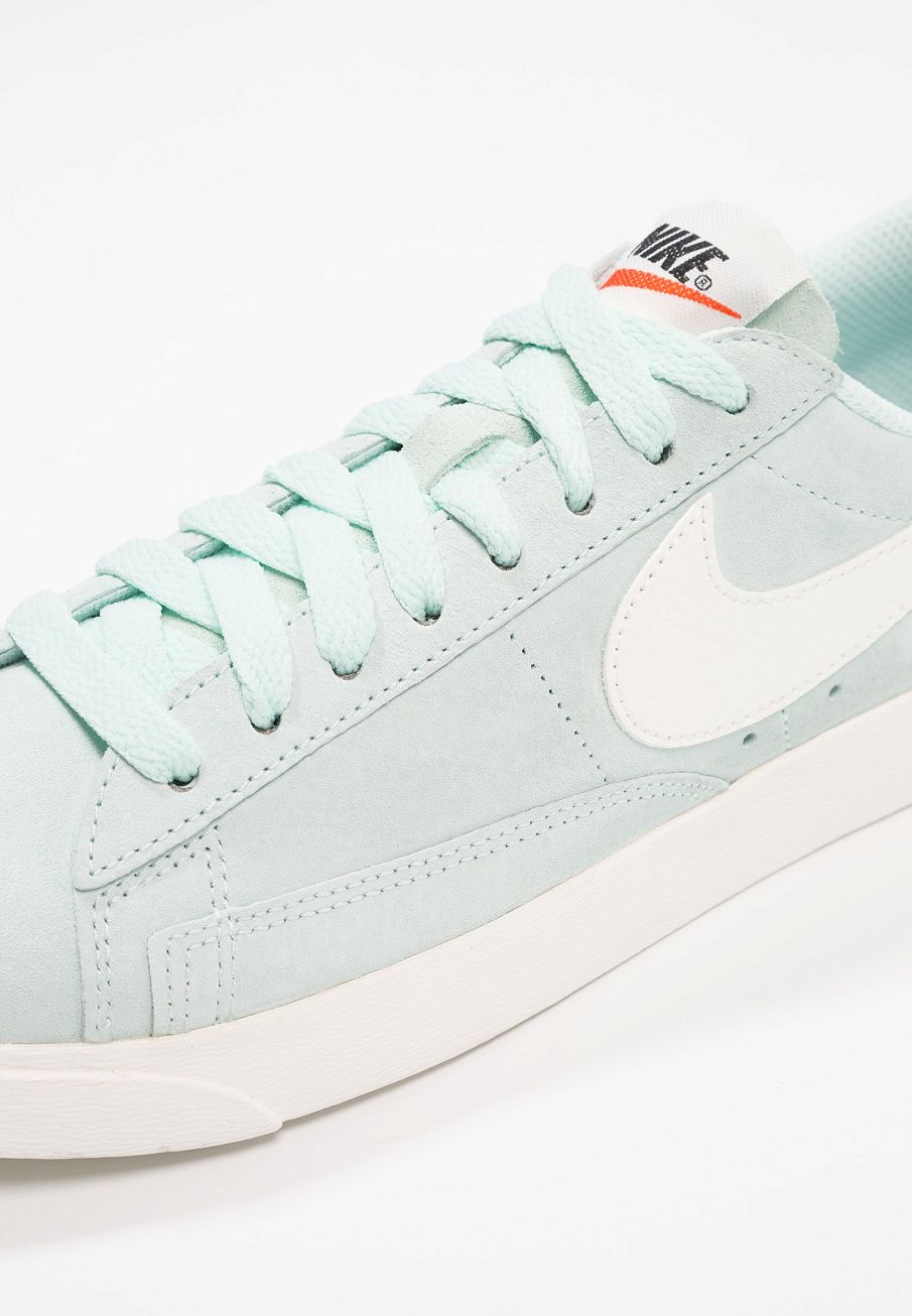 Фото № 3 с приближением к товару «‎Nike Blazer SD »