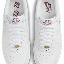 Фото № 3 с приближением к товару «‎Nike Air Force »