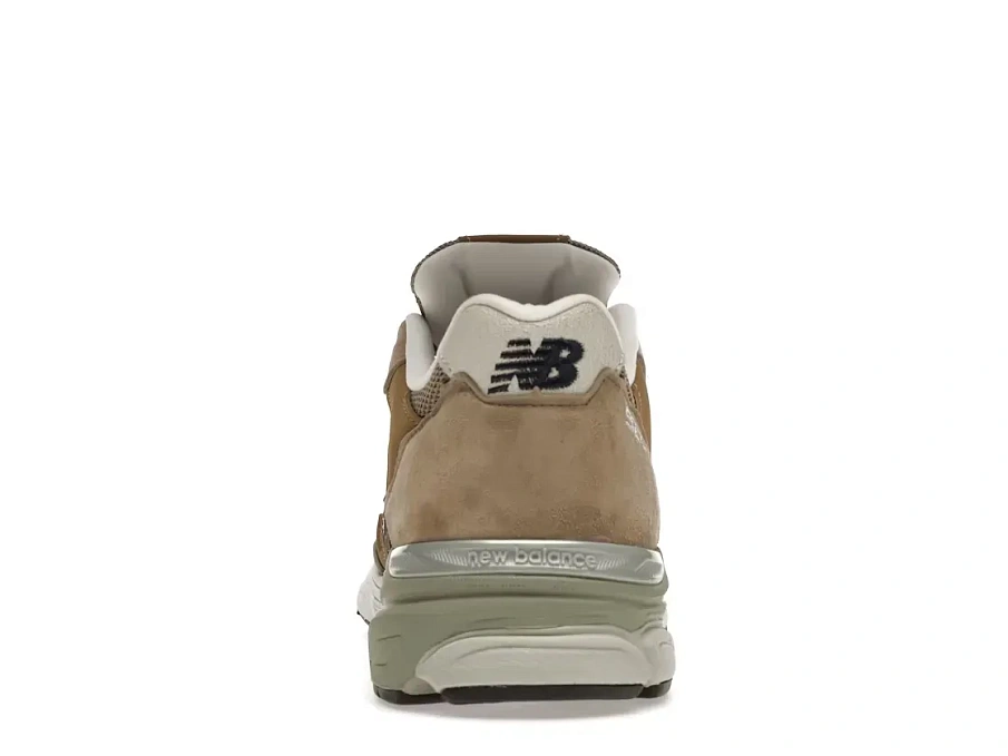 Фото № 4 с приближением к товару «‎New Balance 920»