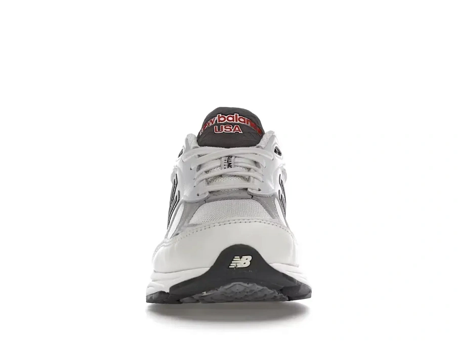 Фото № 2 с приближением к товару «‎New Balance 990v3»