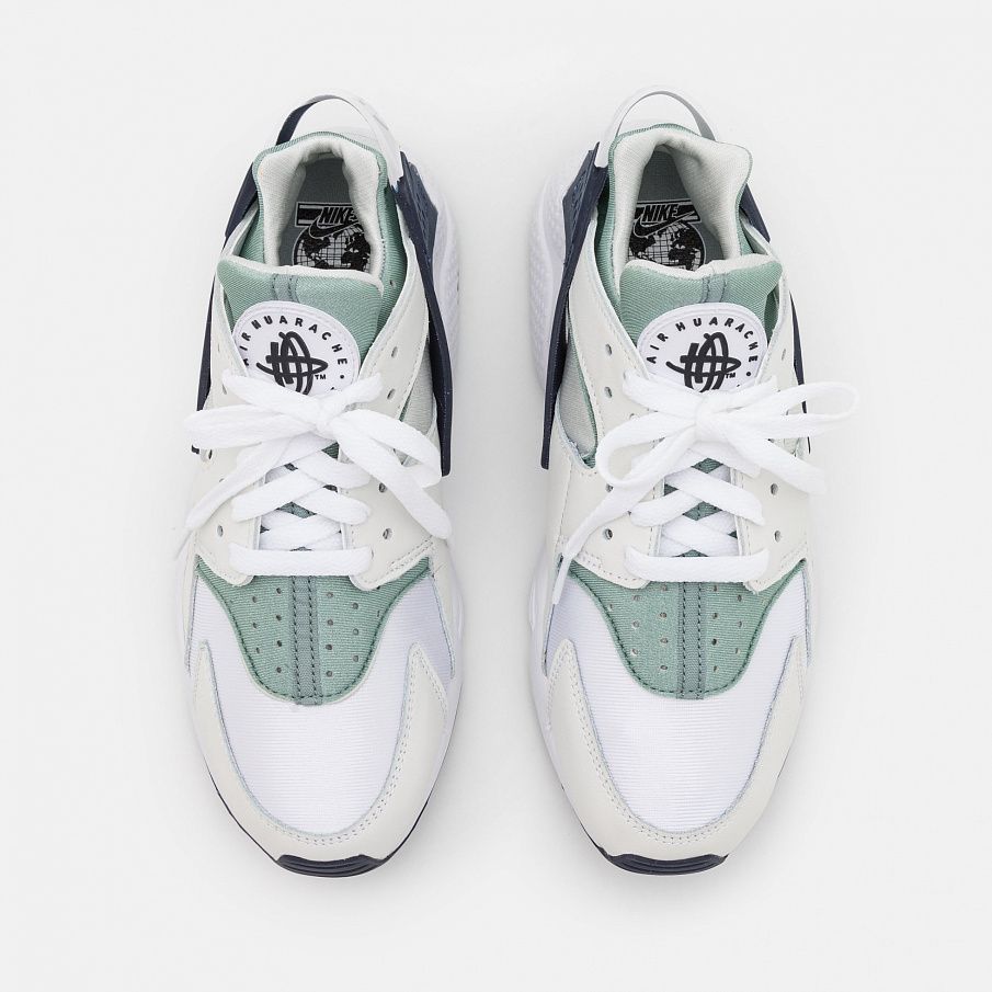 Фото № 5 с приближением к товару «‎Nike Air Huarache »
