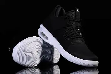 Nike Air Jordan First Class Oreo  - 1