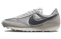 Фото № 1 с приближением к товару «‎Nike Wmns DBreak SE Low-Top Running Shoes Grey»