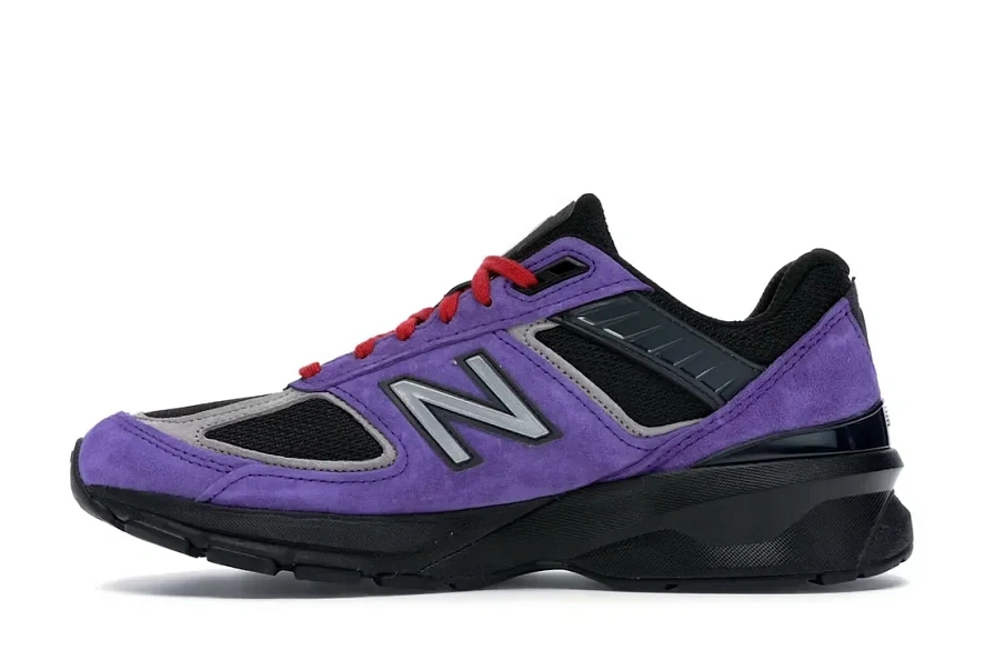 Фото № 3 с приближением к товару «‎New Balance 990v5»