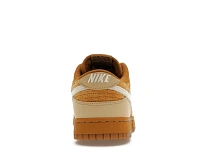 Фото № 4 с приближением к товару «‎Nike Dunk Low»
