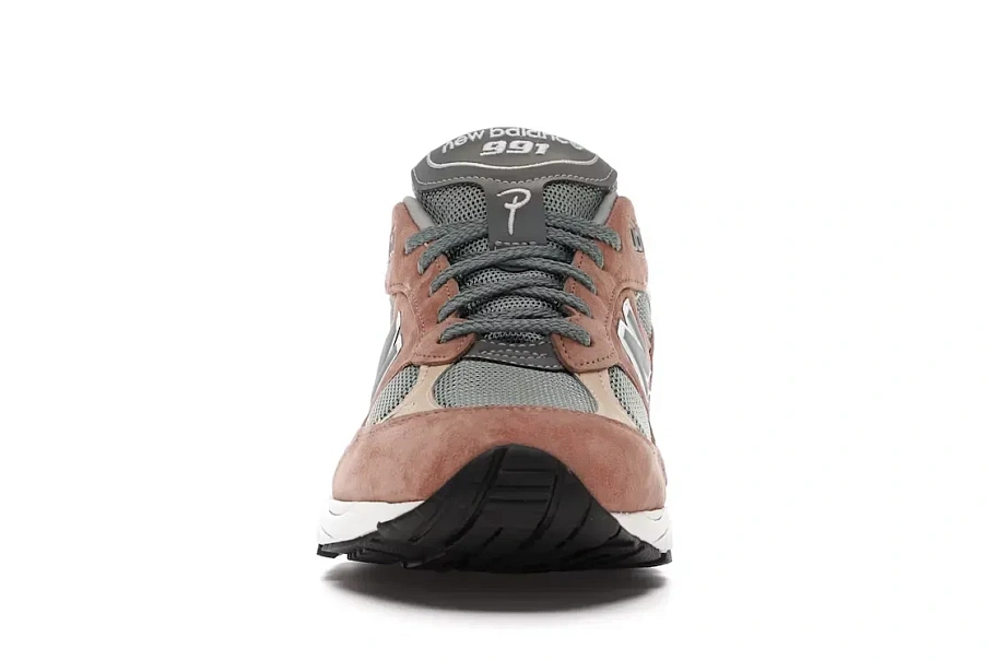 Фото № 2 с приближением к товару «‎New Balance 991»