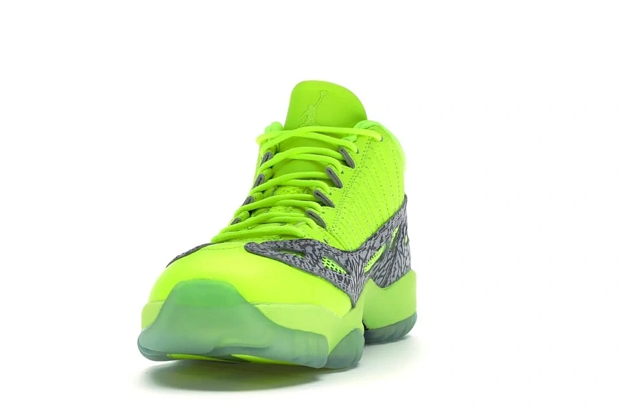 Фото № 2 с приближением к товару «‎Jordan 11 Retro Low IE Volt»