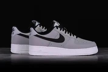 Nike Air Force 1 ’07  - 3