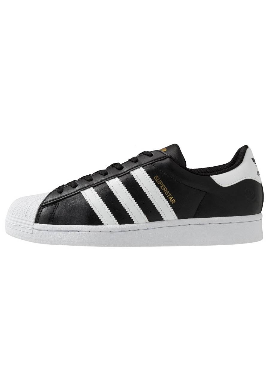Фото № 1 с приближением к товару «‎Adidas Superstar Vegan »