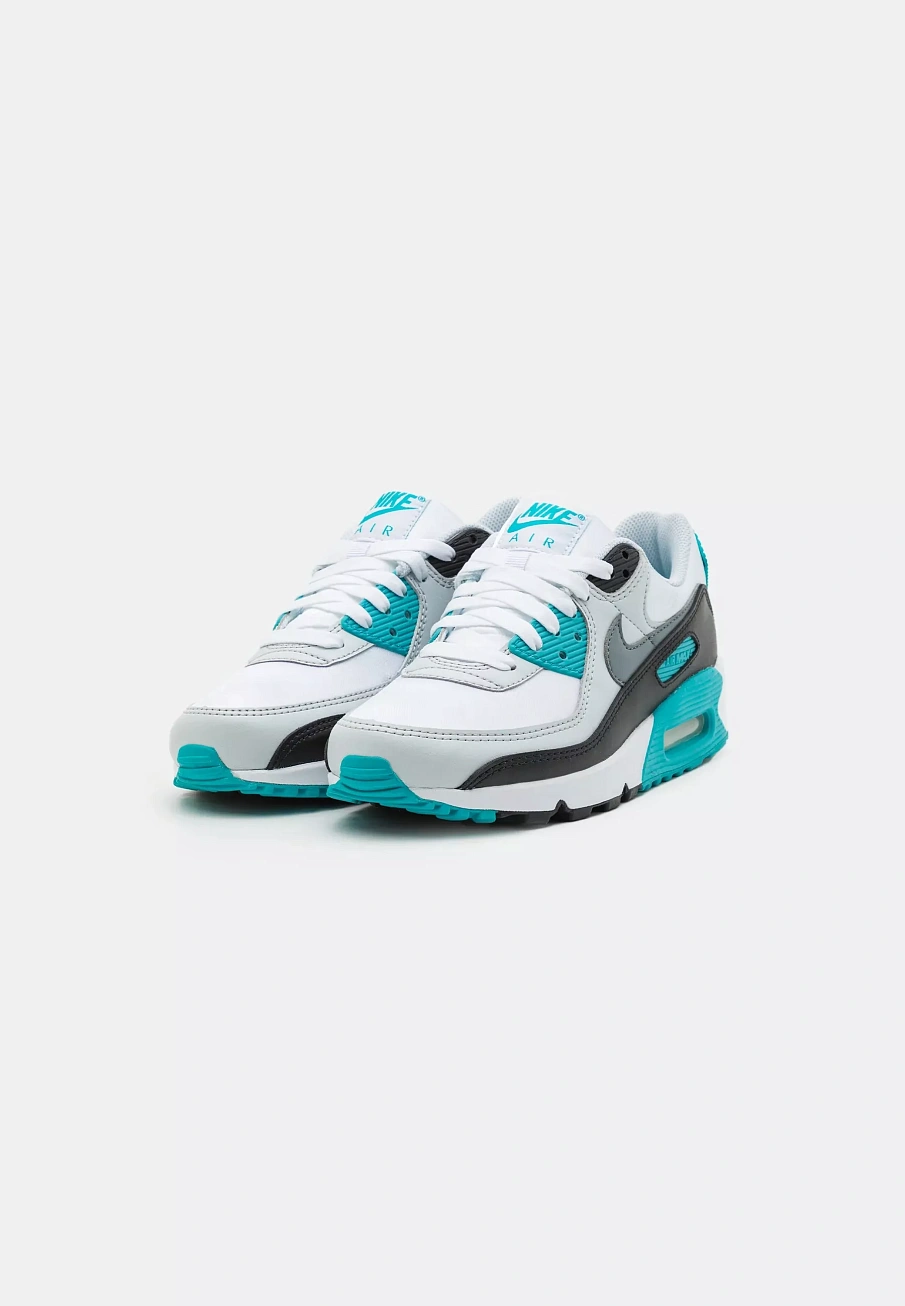 Фото № 4 с приближением к товару «‎AIR MAX 90 »