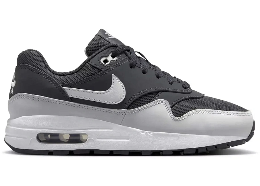 Фото № 1 с приближением к товару «‎Nike Air Max 1»
