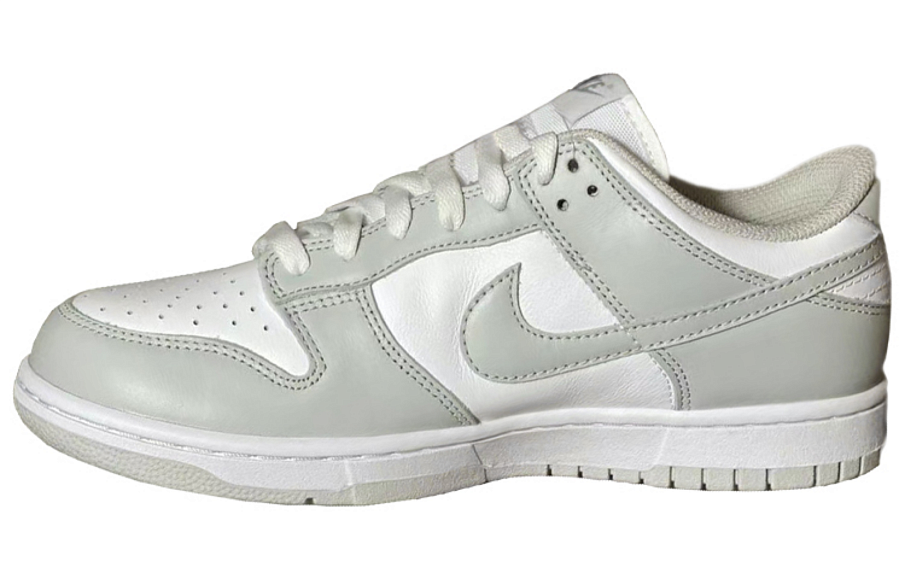 Фото № 1 с приближением к товару «‎Nike WMNS Dunk Low "Photon Dust" GreyWhite»