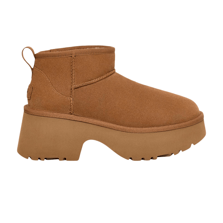 Фото № 1 с приближением к товару «‎UGG Women's Classic Ultra Mini New Heights Boot Chestnut»