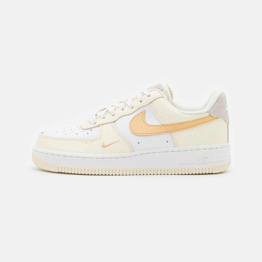 Фото № 2 с приближением к товару «‎Nike Air Force 1 07 »