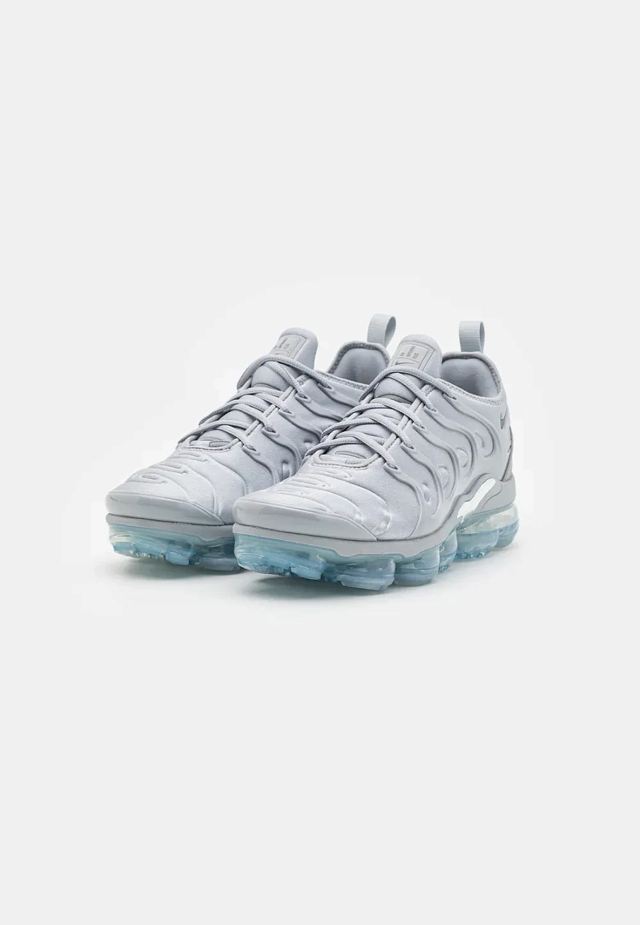 Фото № 2 с приближением к товару «‎AIR VAPORMAX PLUS»