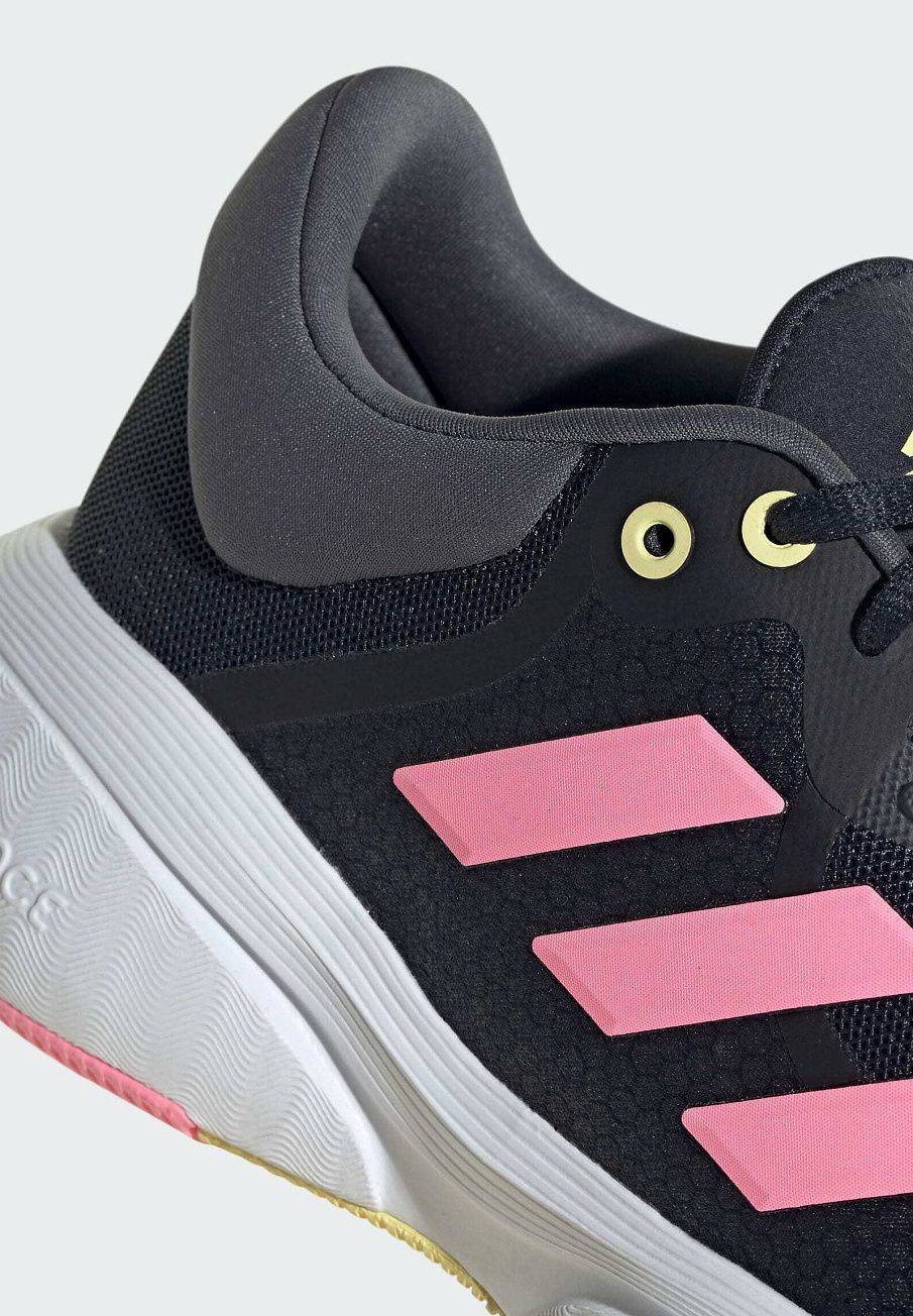 Фото № 4 с приближением к товару «‎Adidas Response»